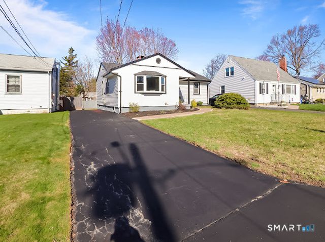 148 Central Avenue, West Haven, CT 06516