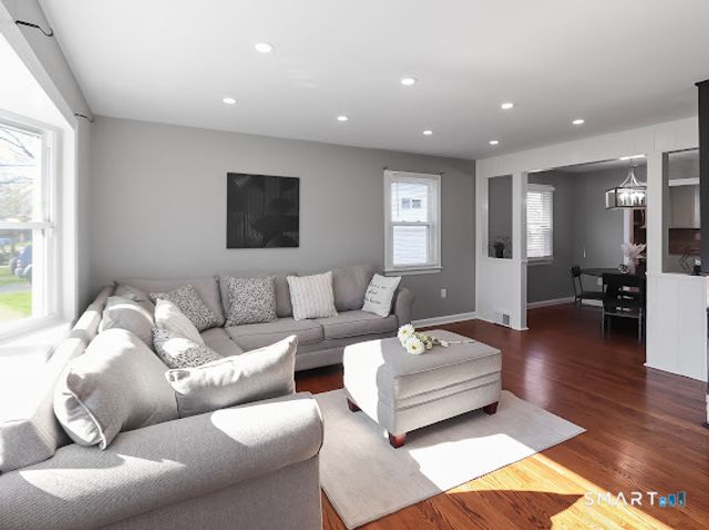 148 Central Avenue, West Haven, CT 06516