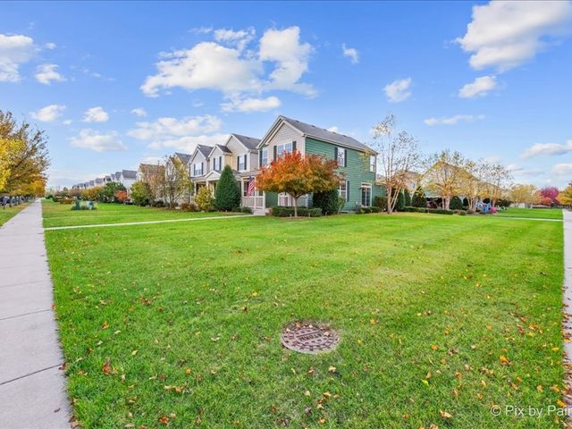 3648 Daisy Lane, Elgin, IL 60124