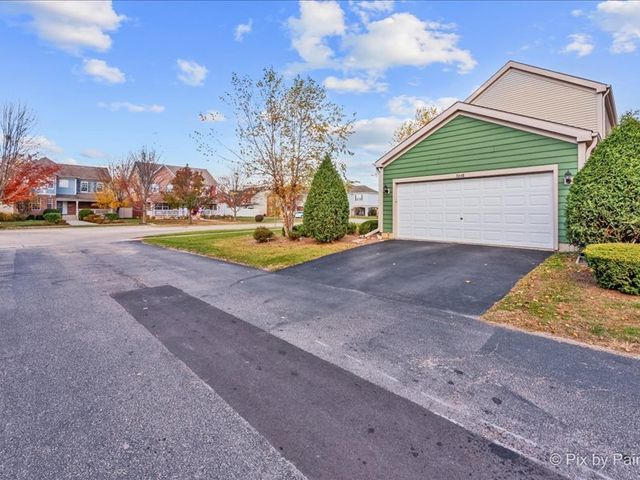 3648 Daisy Lane, Elgin, IL 60124