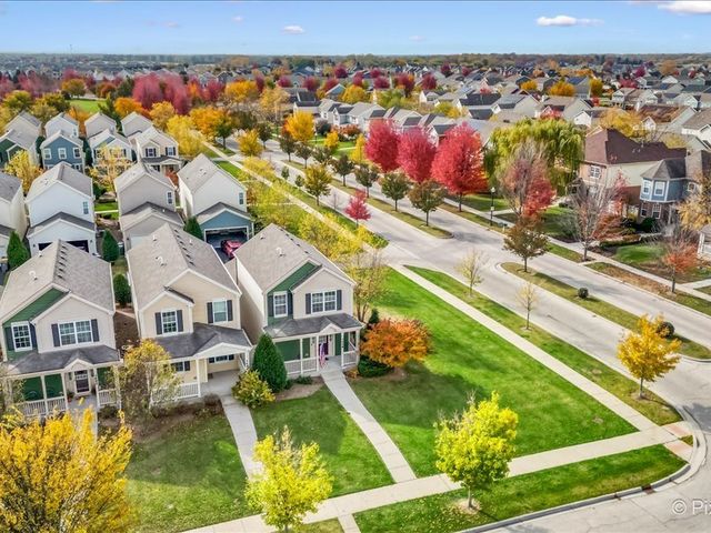 3648 Daisy Lane, Elgin, IL 60124