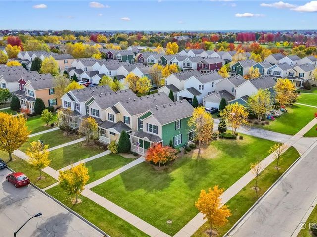 3648 Daisy Lane, Elgin, IL 60124