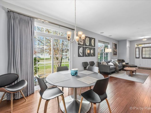 3648 Daisy Lane, Elgin, IL 60124