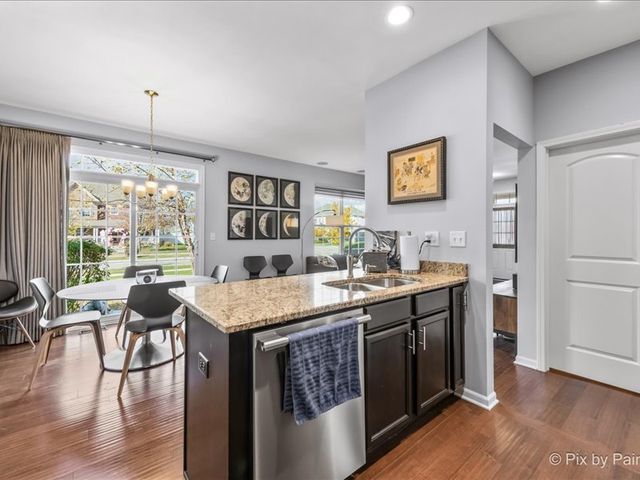 3648 Daisy Lane, Elgin, IL 60124