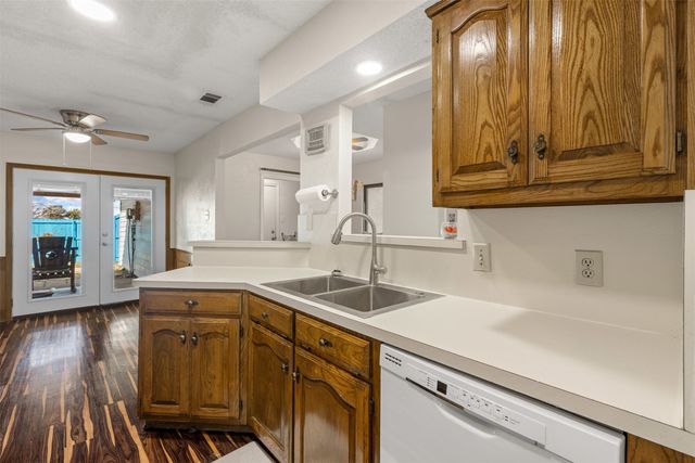 3913 Arizona Street, Sachse, TX 75048