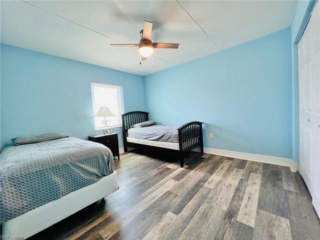 465 Bald Eagle DR 7, Marco Island, FL 34145