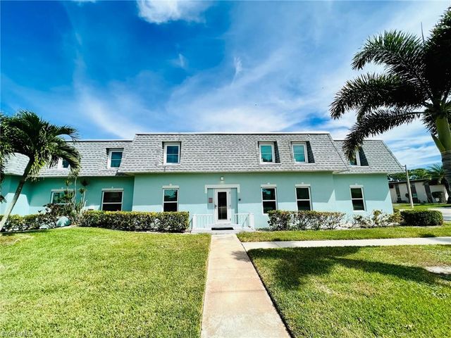 465 Bald Eagle DR 7, Marco Island, FL 34145