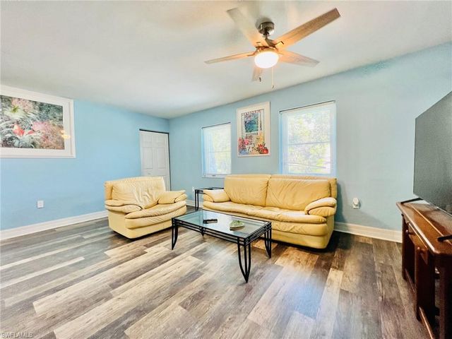 465 Bald Eagle DR 7, Marco Island, FL 34145