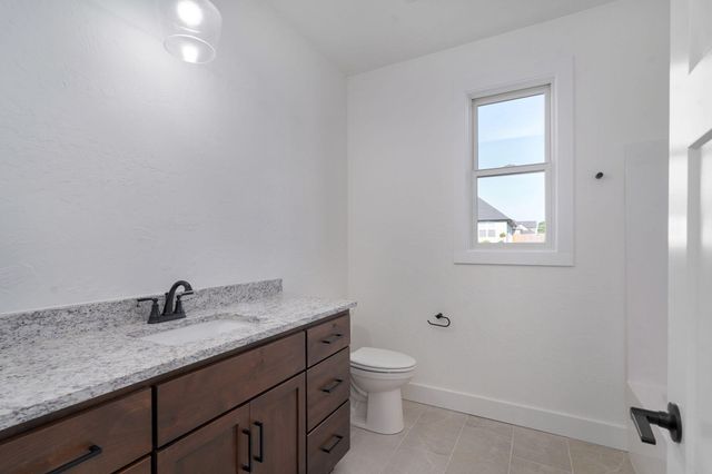 3048 W Teton Drive, Springfield, MO 65810