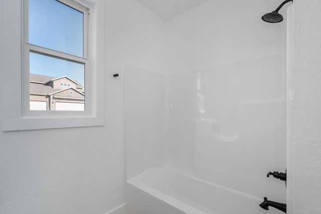 3048 W Teton Drive, Springfield, MO 65810