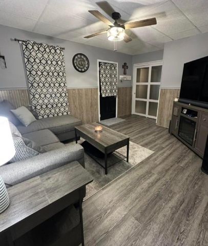 385 Water Street, Duncan Falls, OH 43734