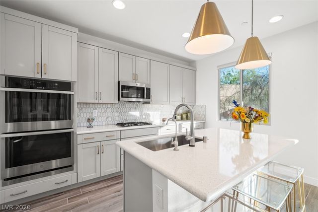 8801 Highland Skye Drive, Las Vegas, NV 89166