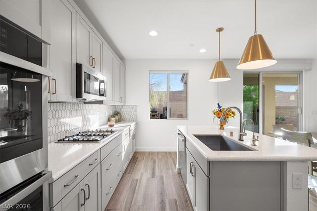 8801 Highland Skye Drive, Las Vegas, NV 89166