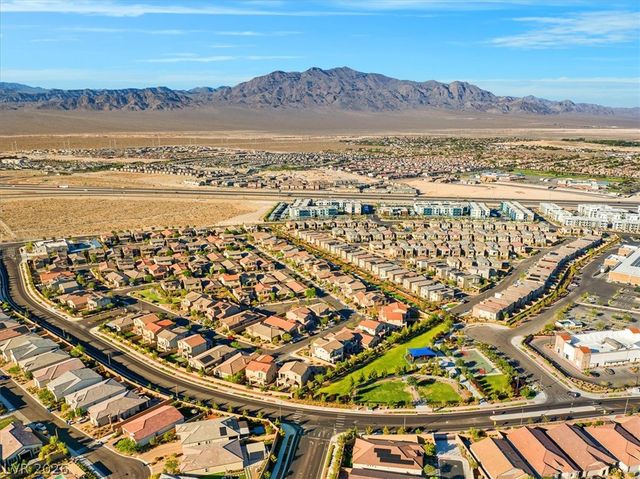 8801 Highland Skye Drive, Las Vegas, NV 89166