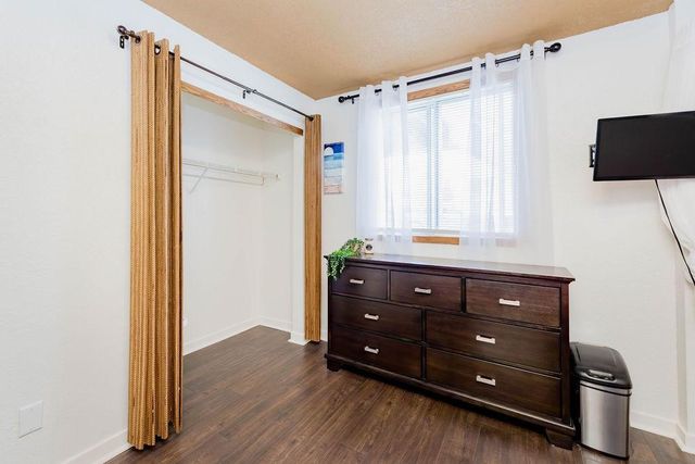 3163 17th Street S C, Fargo, ND 58103