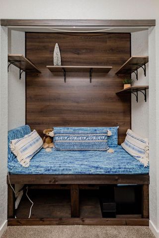 3163 17th Street S C, Fargo, ND 58103