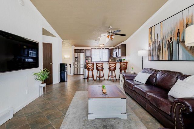 3163 17th Street S C, Fargo, ND 58103