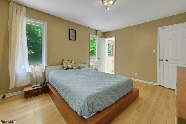 34 Bear Brook Ln, Livingston Twp., NJ 07039