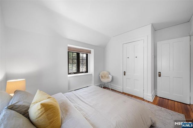 1 Byrne Lane 10, Tenafly, NJ 07670