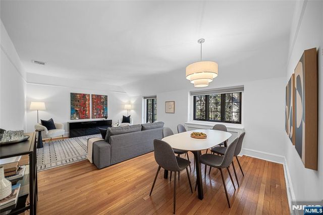 1 Byrne Lane 10, Tenafly, NJ 07670