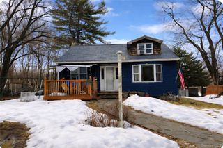 142 Buena Vista Road, New City, NY 10956