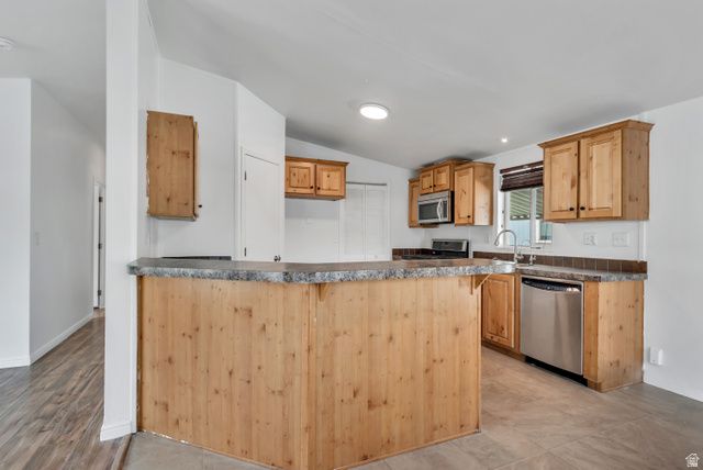 4668 S MOUNT BALDY, Taylorsville, UT 84123