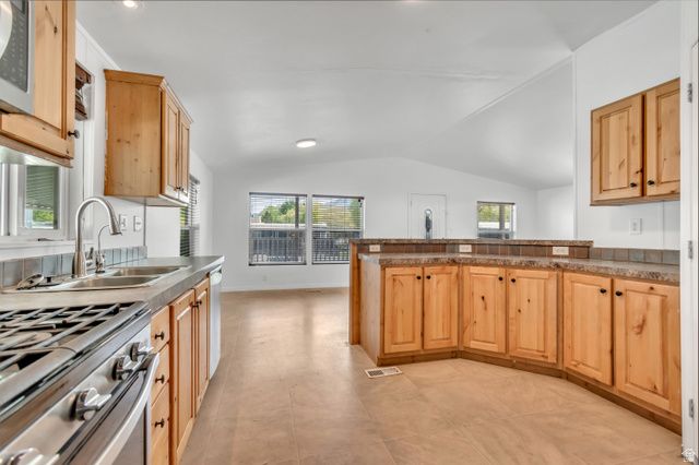 4668 S MOUNT BALDY, Taylorsville, UT 84123