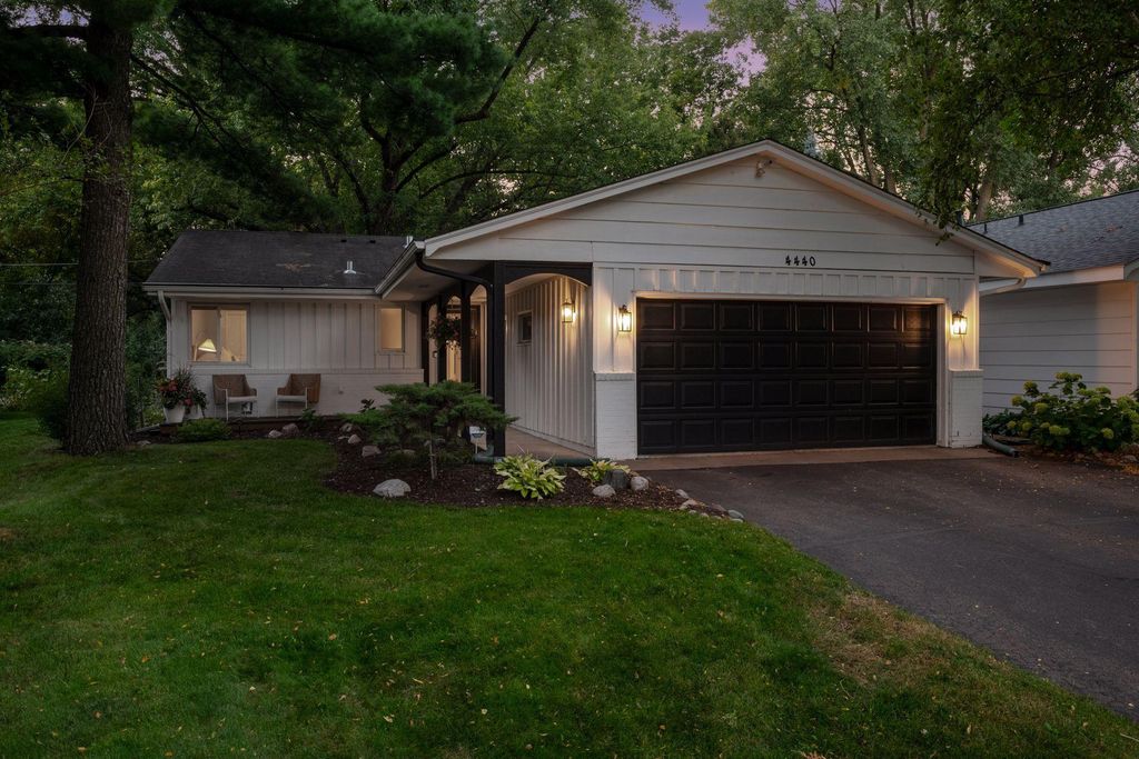4440 Vandervork Avenue, Edina, MN 55436 — photo 2