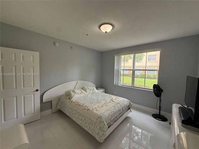 4704 SW 160th Avenue 215, Miramar, FL 33027