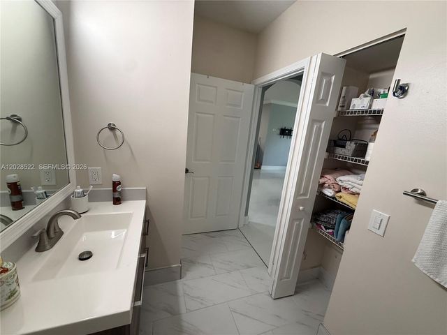 4704 SW 160th Avenue 215, Miramar, FL 33027