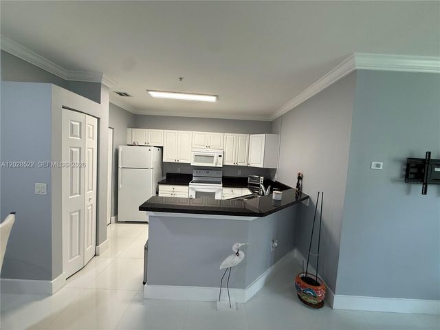 4704 SW 160th Avenue 215, Miramar, FL 33027