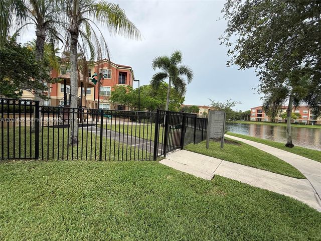 4704 SW 160th Avenue 215, Miramar, FL 33027