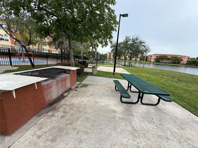 4704 SW 160th Avenue 215, Miramar, FL 33027