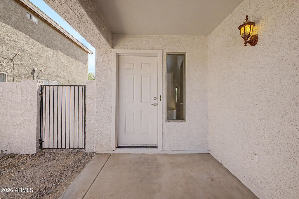 41235 N CAMBRIA Drive, San Tan Valley, AZ 85140 — photo 2