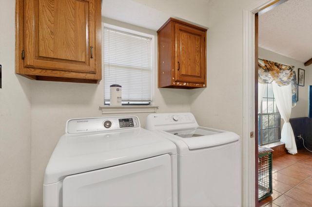 922 S Greenstone Lane, Duncanville, TX 75137