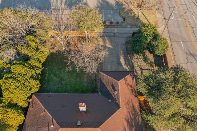 922 S Greenstone Lane, Duncanville, TX 75137