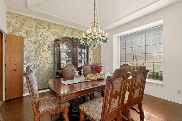 922 S Greenstone Lane, Duncanville, TX 75137