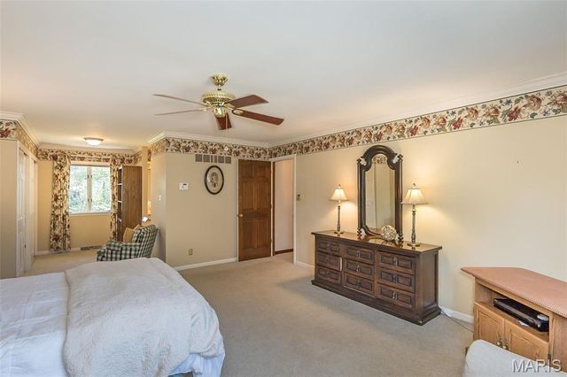 1620 Chalmers Drive, Chesterfield, MO 63017