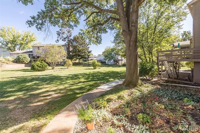 1620 Chalmers Drive, Chesterfield, MO 63017