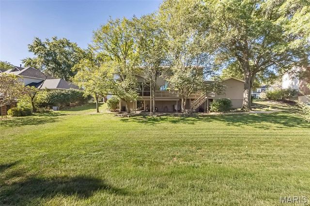 1620 Chalmers Drive, Chesterfield, MO 63017