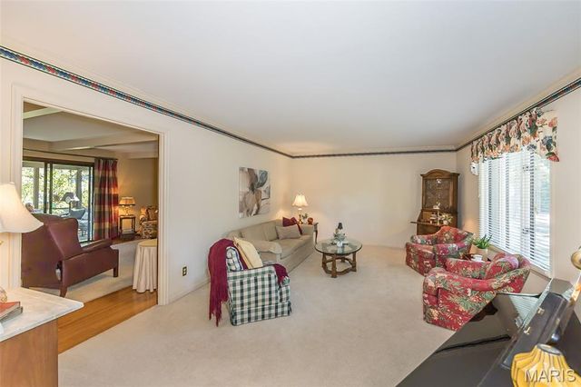 1620 Chalmers Drive, Chesterfield, MO 63017