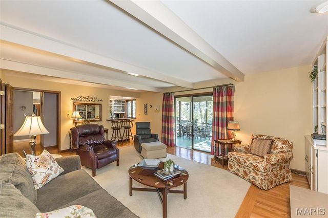 1620 Chalmers Drive, Chesterfield, MO 63017