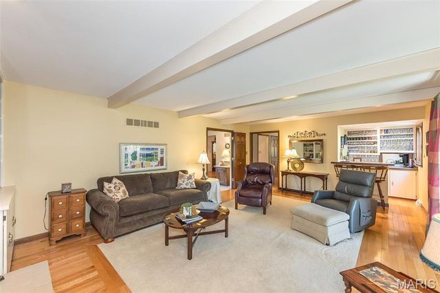 1620 Chalmers Drive, Chesterfield, MO 63017