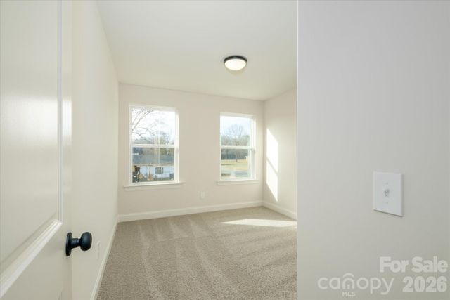 1816 E Greenbriar Road, Statesville, NC 28625