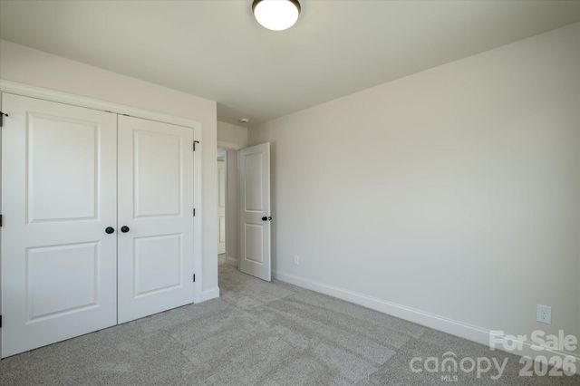 1816 E Greenbriar Road, Statesville, NC 28625