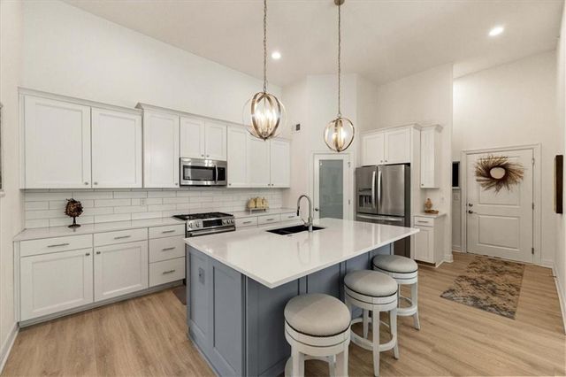 6520 Barth Road, Shawnee, KS 66226