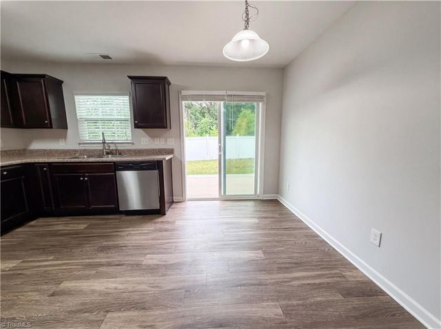 3462 Pridgen Ridge Drive, Winston-salem, NC 27127