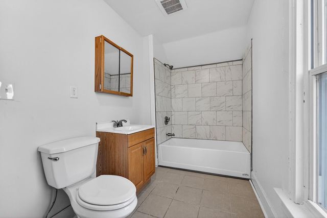 2010 16th STREET, Racine, WI 53403