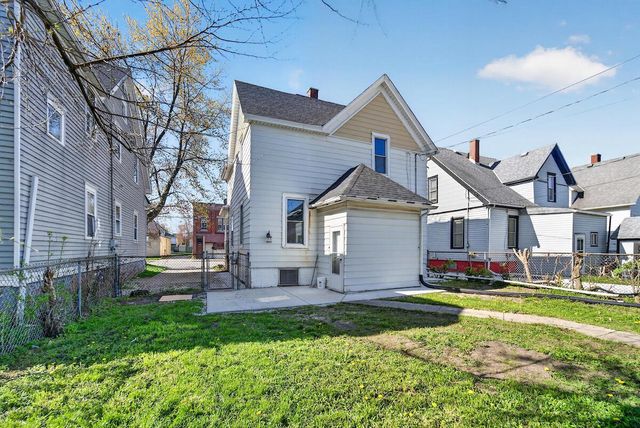2010 16th STREET, Racine, WI 53403