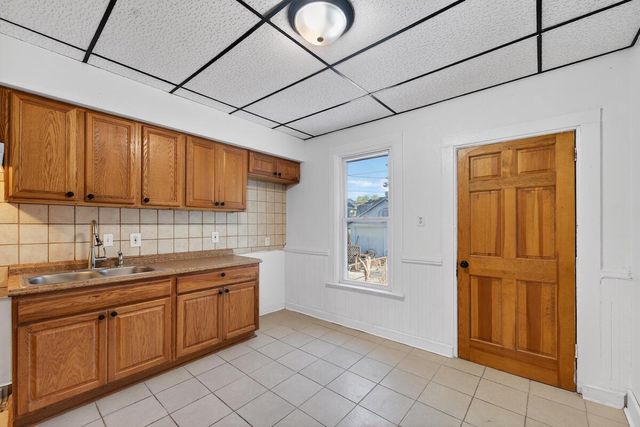 2010 16th STREET, Racine, WI 53403